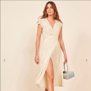 Reformation Carina Dress in Pepper M